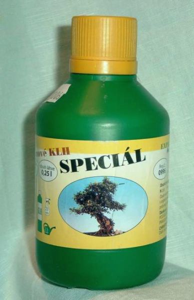 N - 0,6%, P - 0,44%, K - 0,28%, Ca - 0,14%, Mg - 0,12%
<br />dodatkowo zawiera zestaw mikroelementĂłw (Fe, Zn, Mn, Cu, Mo, B)
<br />
<br />Odczyn:
<br />5,5 pH